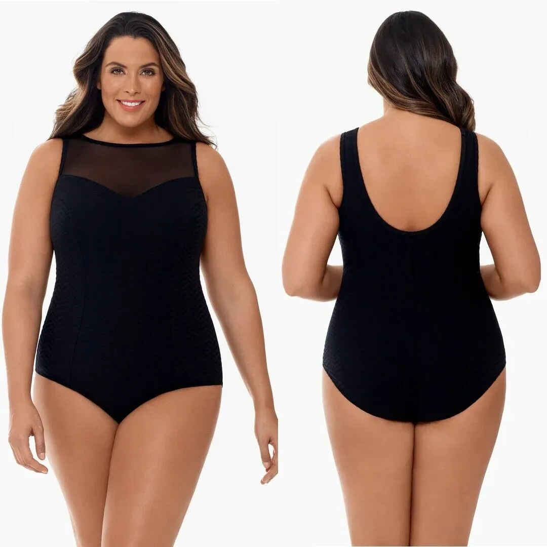 NWT LONGITUDE Sweetheart Mesh Highneck One Piece Swimsuit Half Moon Texture 16W